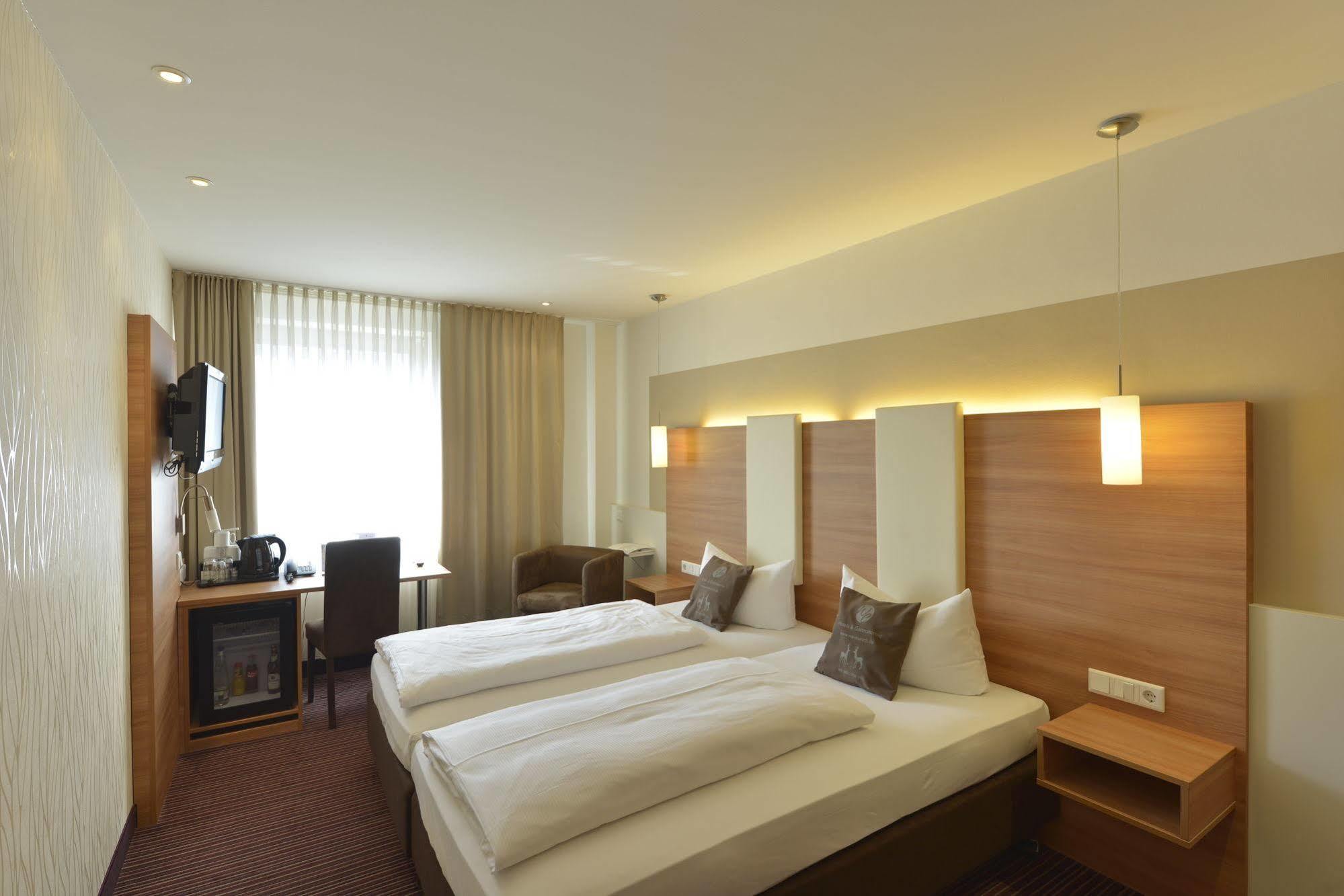 Hotel Cristal München Buitenkant foto